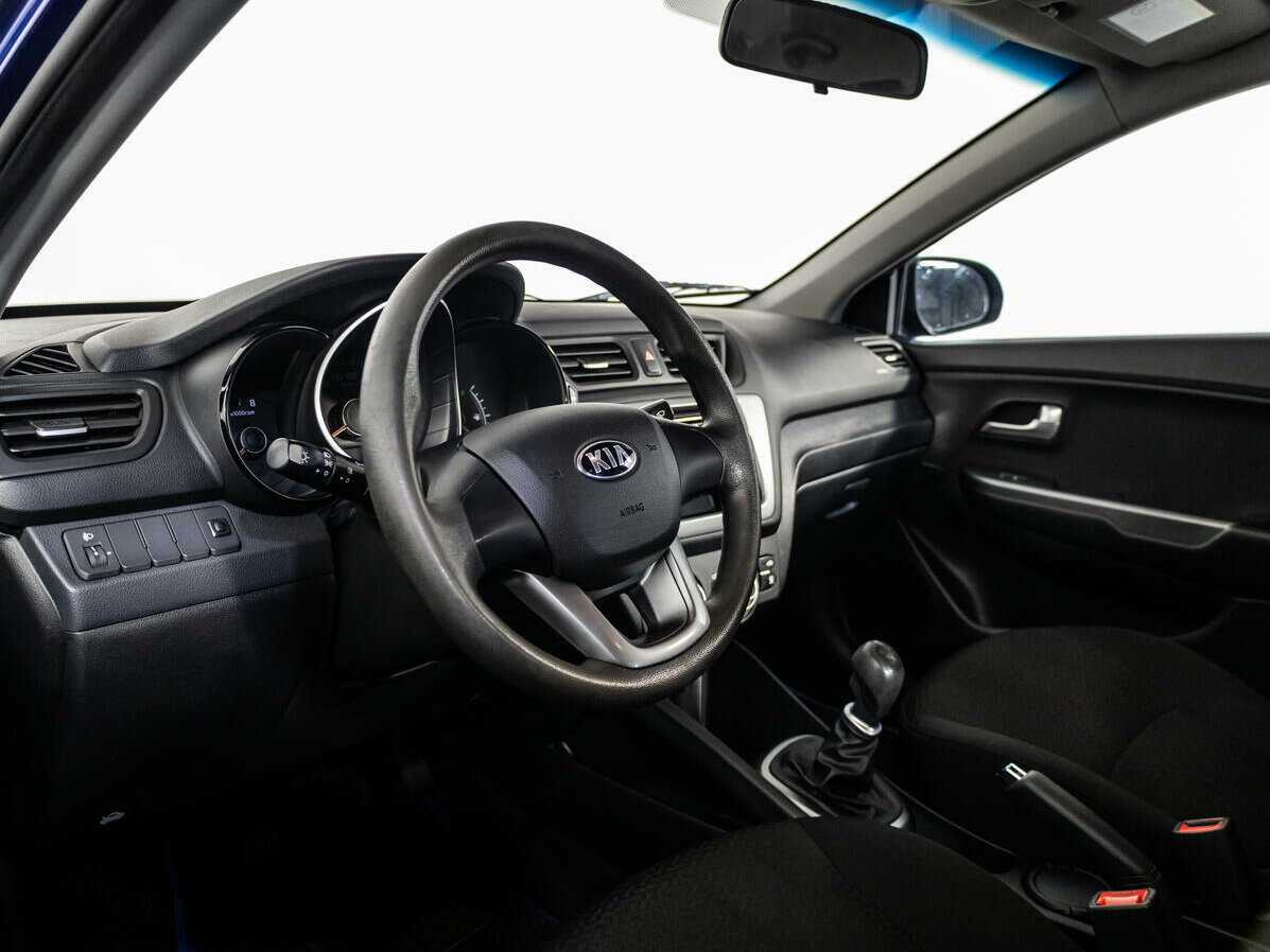 Купить Kia Rio, 2013, 117 358 км.. Фото: #9