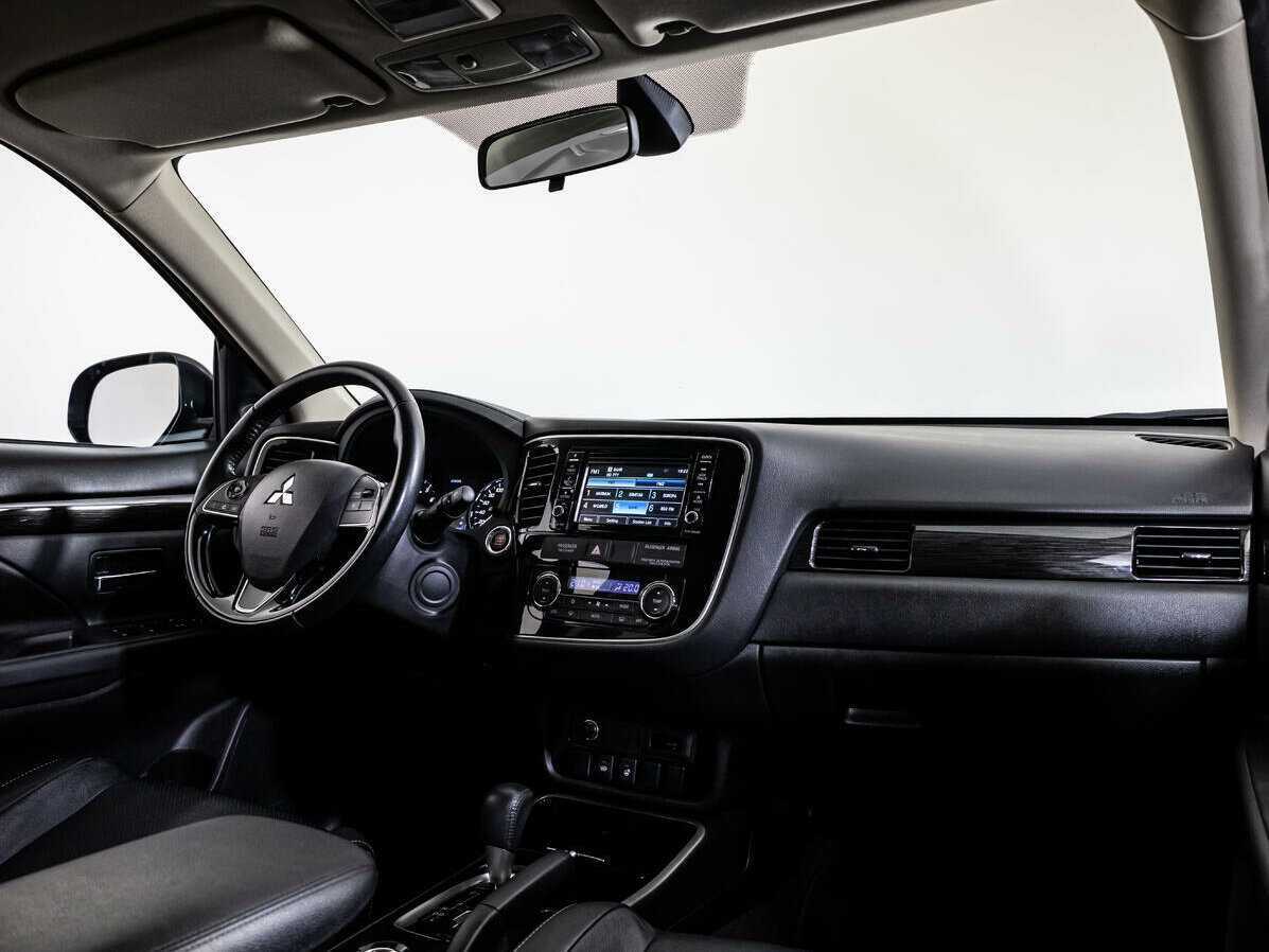 Купить Mitsubishi Outlander, 2017, 115 060 км.. Фото: #8