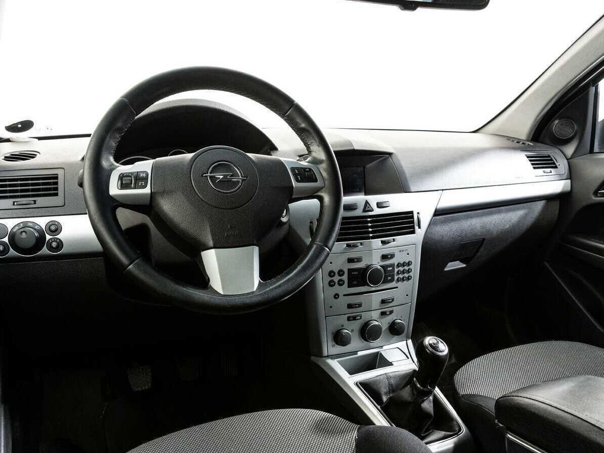 Купить Opel Astra, 2012, 238 219 км.. Фото: #10