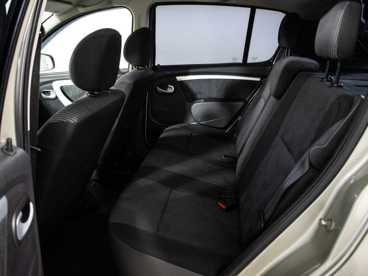 Купить Renault Sandero, 2013, 189 539 км.. Фото: #7