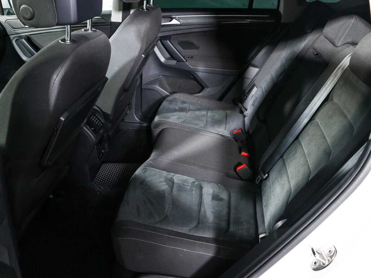Купить Volkswagen Tiguan, 2019, 107 257 км.. Фото: #9