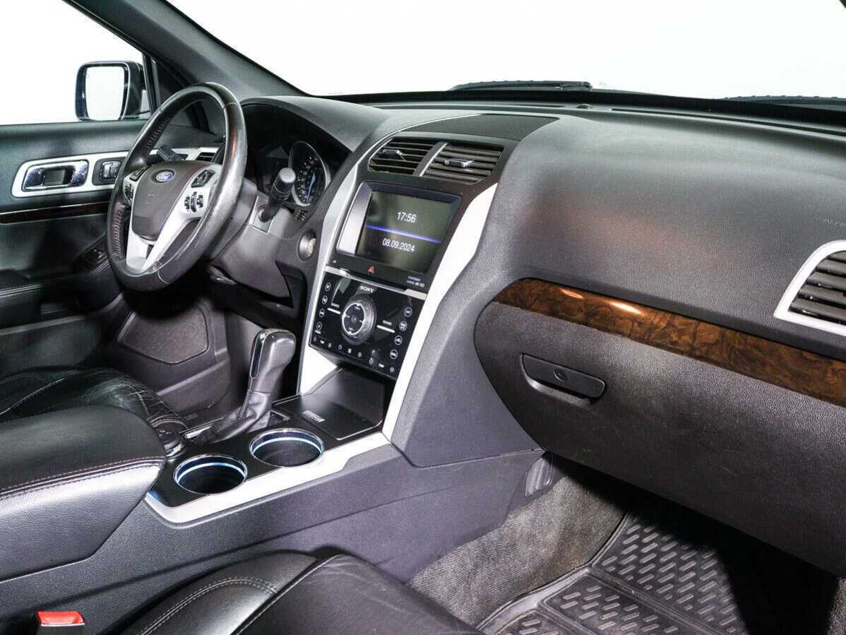 Купить Ford Explorer, 2012, 131 286 км.. Фото: #8