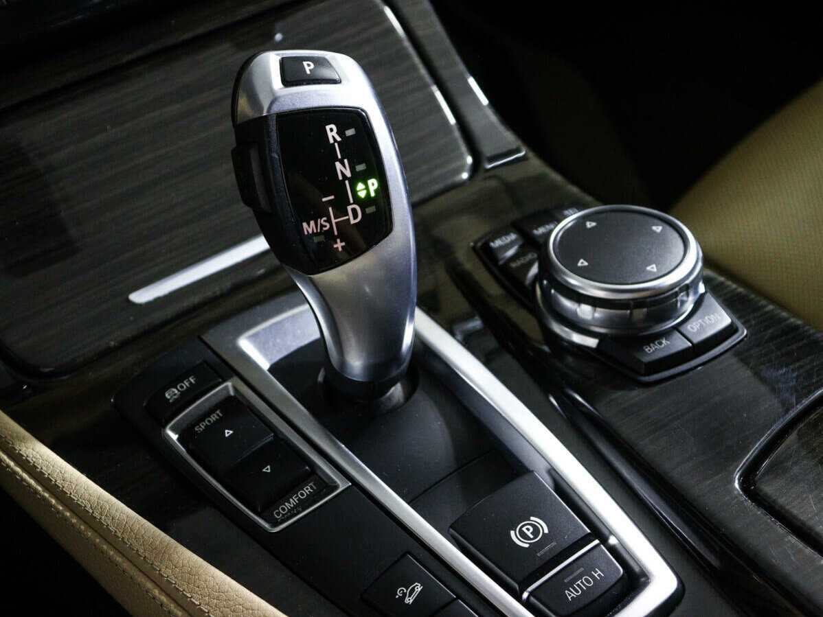 Купить BMW 5 серии, 2016, 143 837 км.. Фото: #19