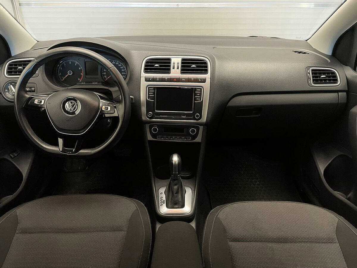 Купить Volkswagen Polo, 2018, 51 240 км.. Фото: #8