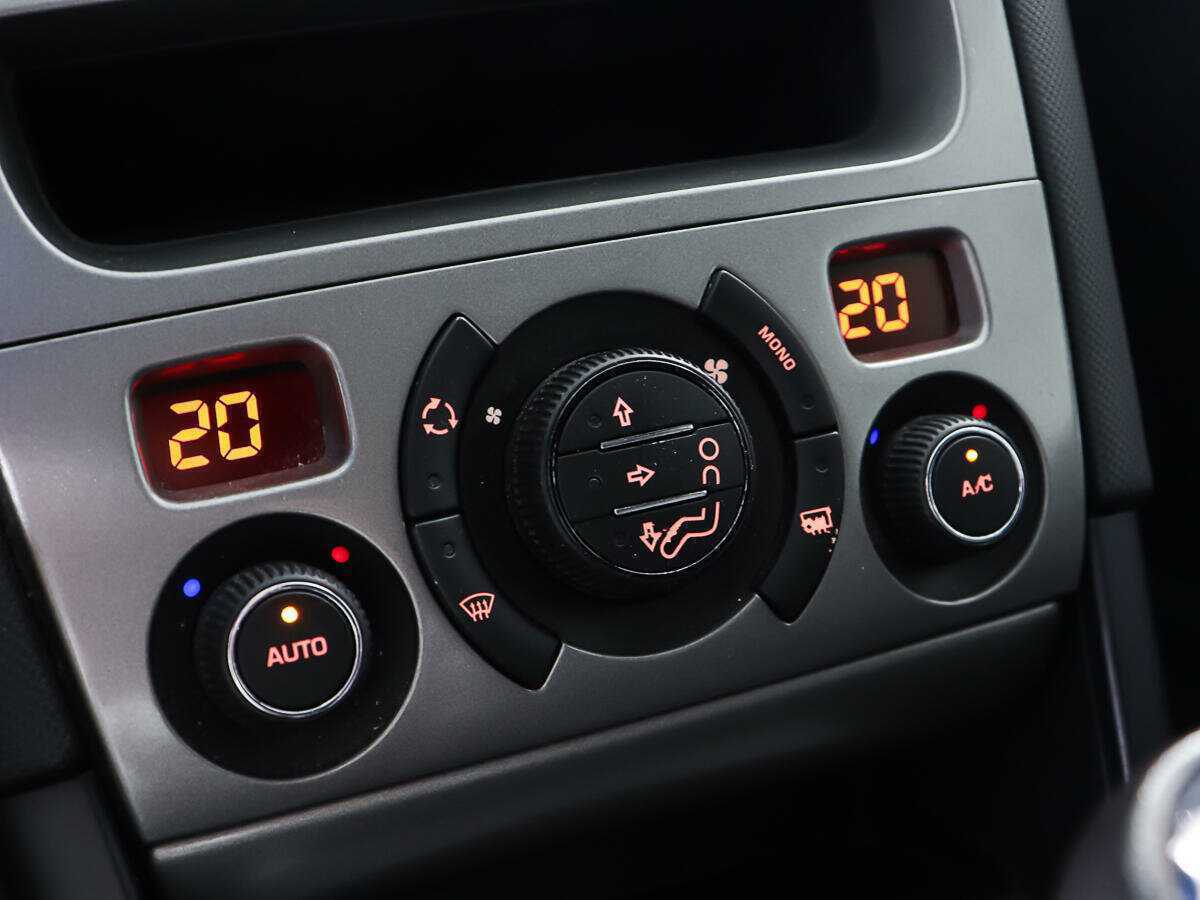 Купить Peugeot 408, 2014, 183 667 км.. Фото: #14