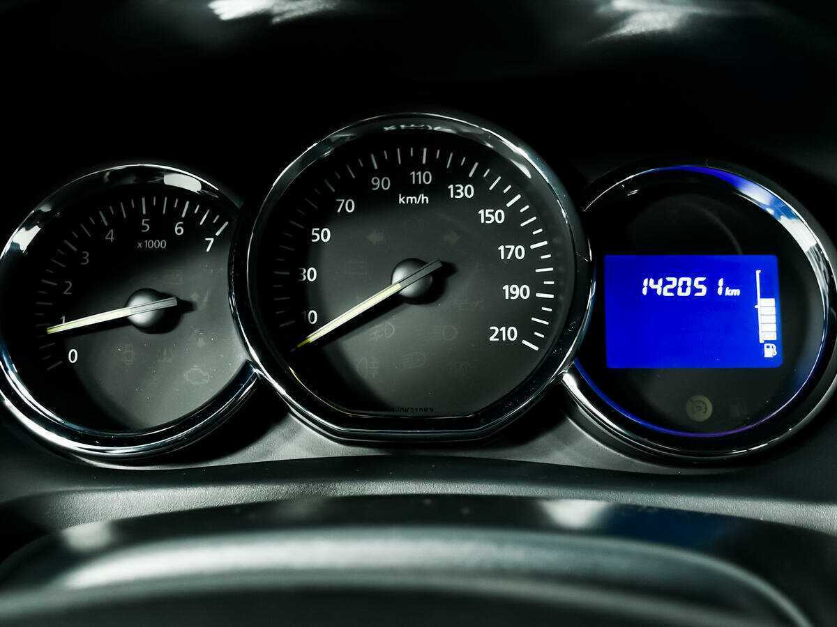 Купить Renault Logan, 2014, 142 048 км.. Фото: #9