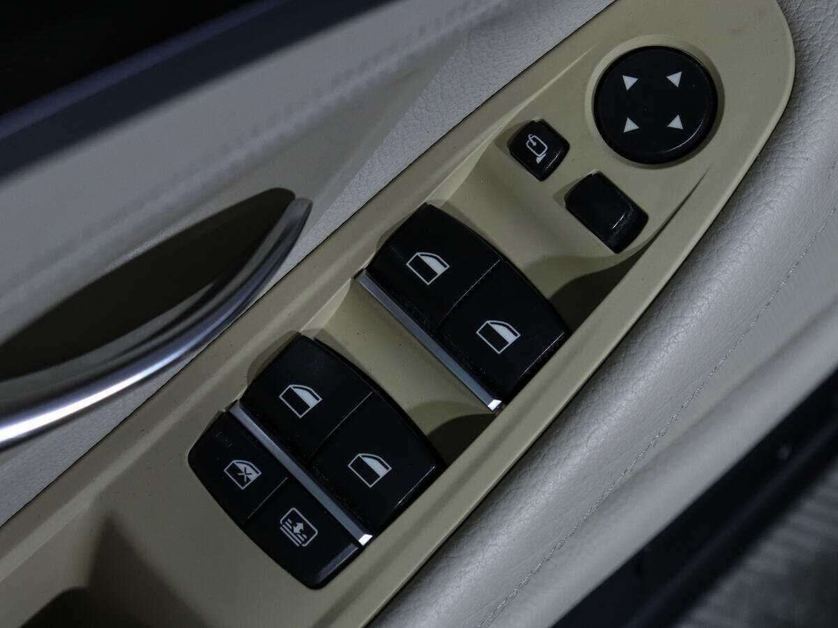 Купить BMW 5 серии, 2012, 116 498 км.. Фото: #18