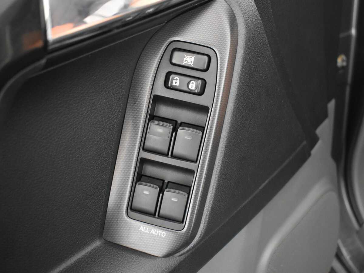 Купить Toyota Land Cruiser Prado, 2012, 210 347 км.. Фото: #7