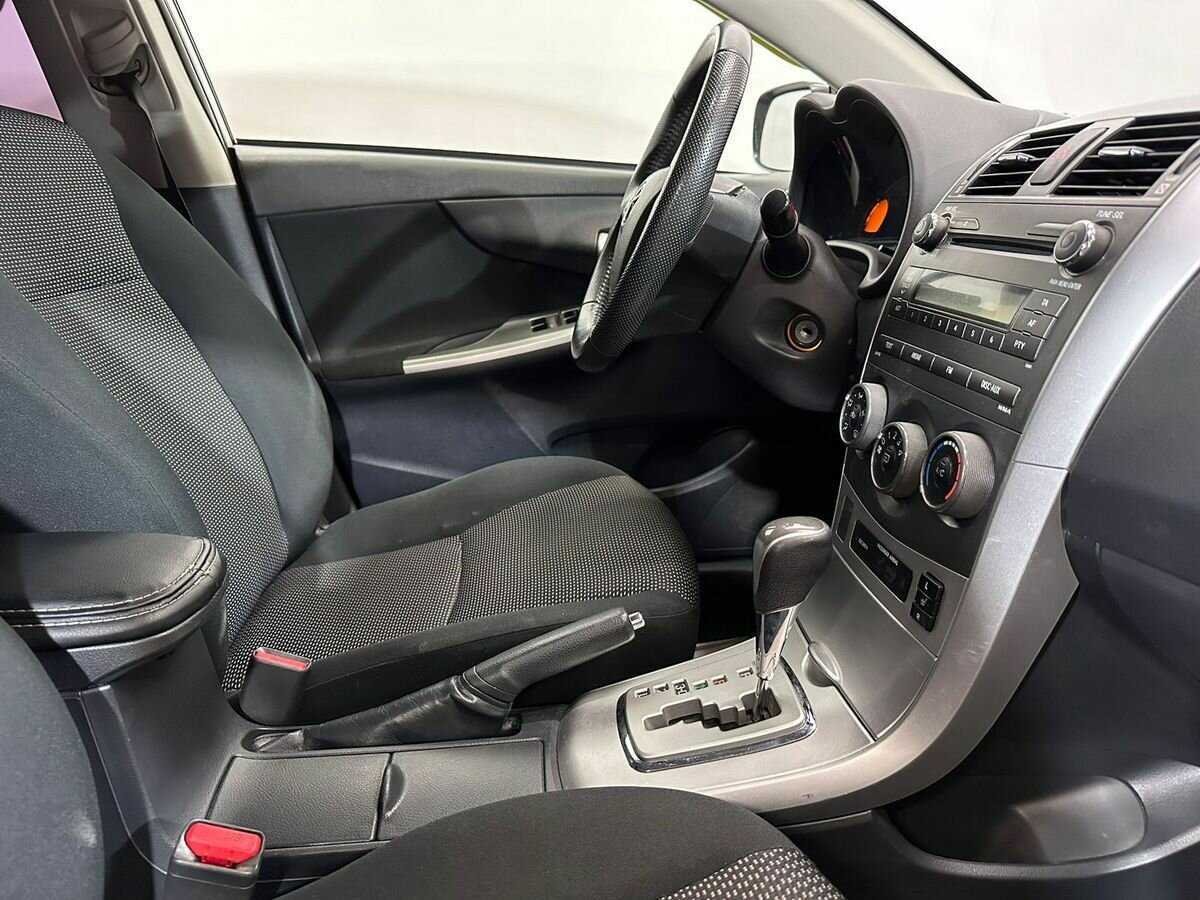 Купить Toyota Corolla, 2012, 142 748 км.. Фото: #9