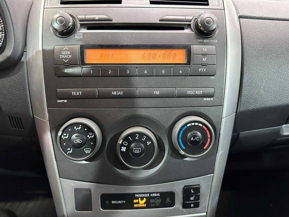 Купить Toyota Corolla, 2012, 142 748 км.. Фото: #12