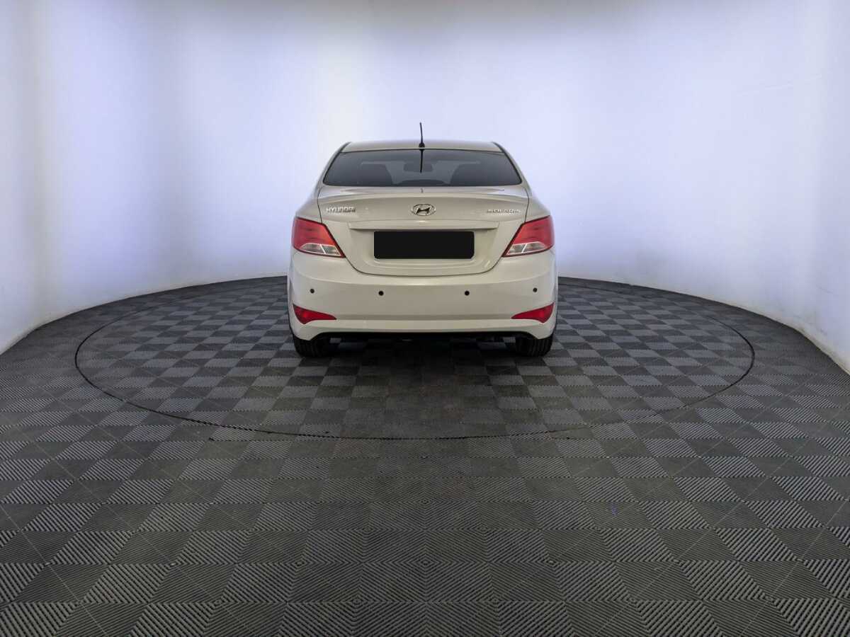 Купить Hyundai Solaris, 2015, 120 409 км.. Фото: #5