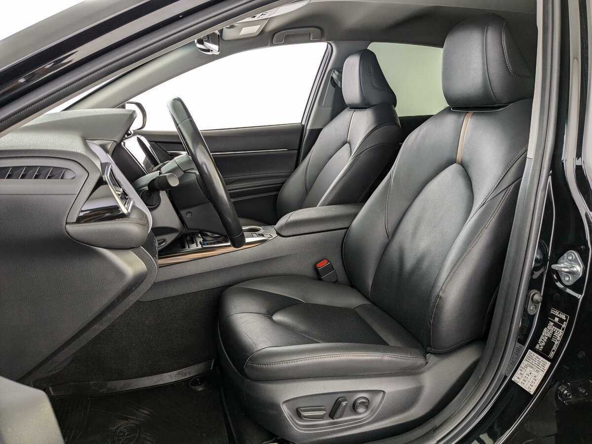 Купить Toyota Camry, 2020, 36 133 км.. Фото: #13