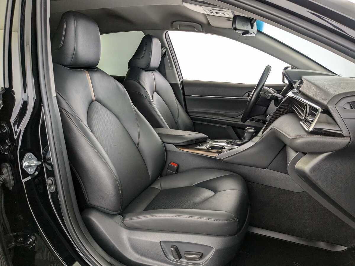 Купить Toyota Camry, 2020, 36 133 км.. Фото: #14