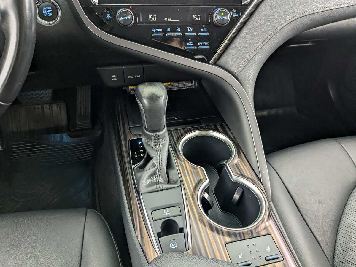 Купить Toyota Camry, 2020, 36 133 км.. Фото: #22