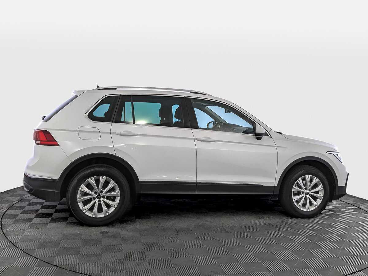 Купить Volkswagen Tiguan, 2021, 48 833 км.. Фото: #3
