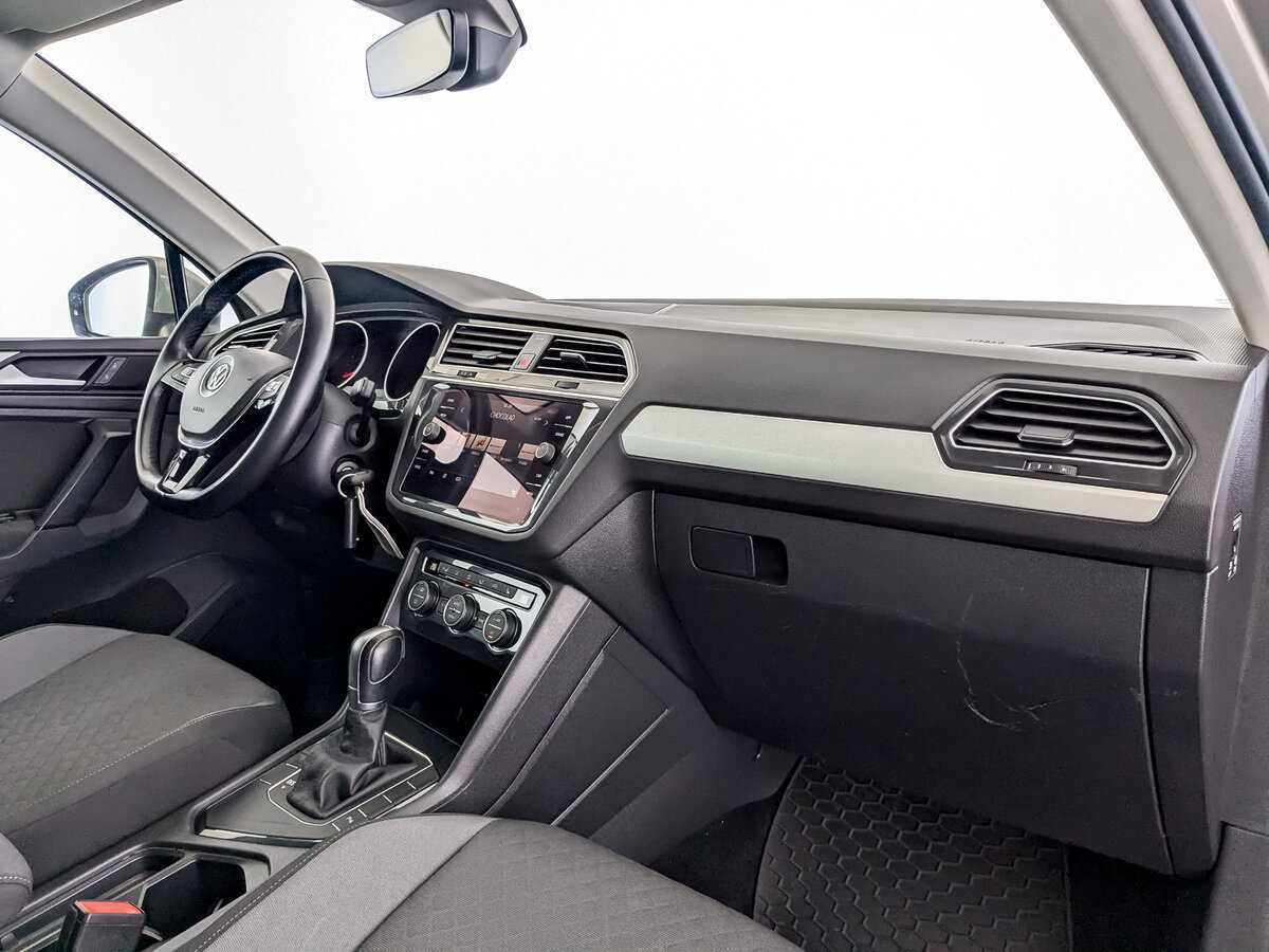Купить Volkswagen Tiguan, 2019, 107 296 км.. Фото: #8