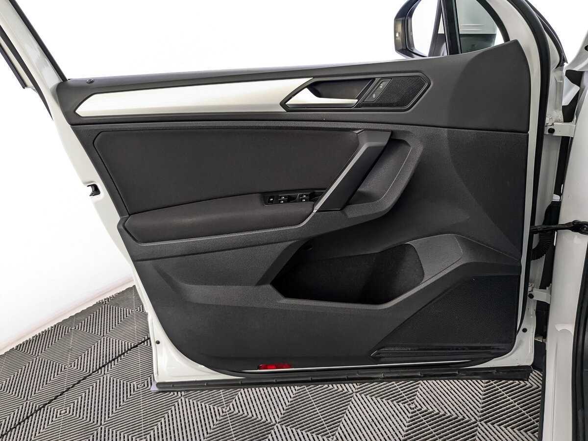Купить Volkswagen Tiguan, 2018, 99 038 км.. Фото: #14
