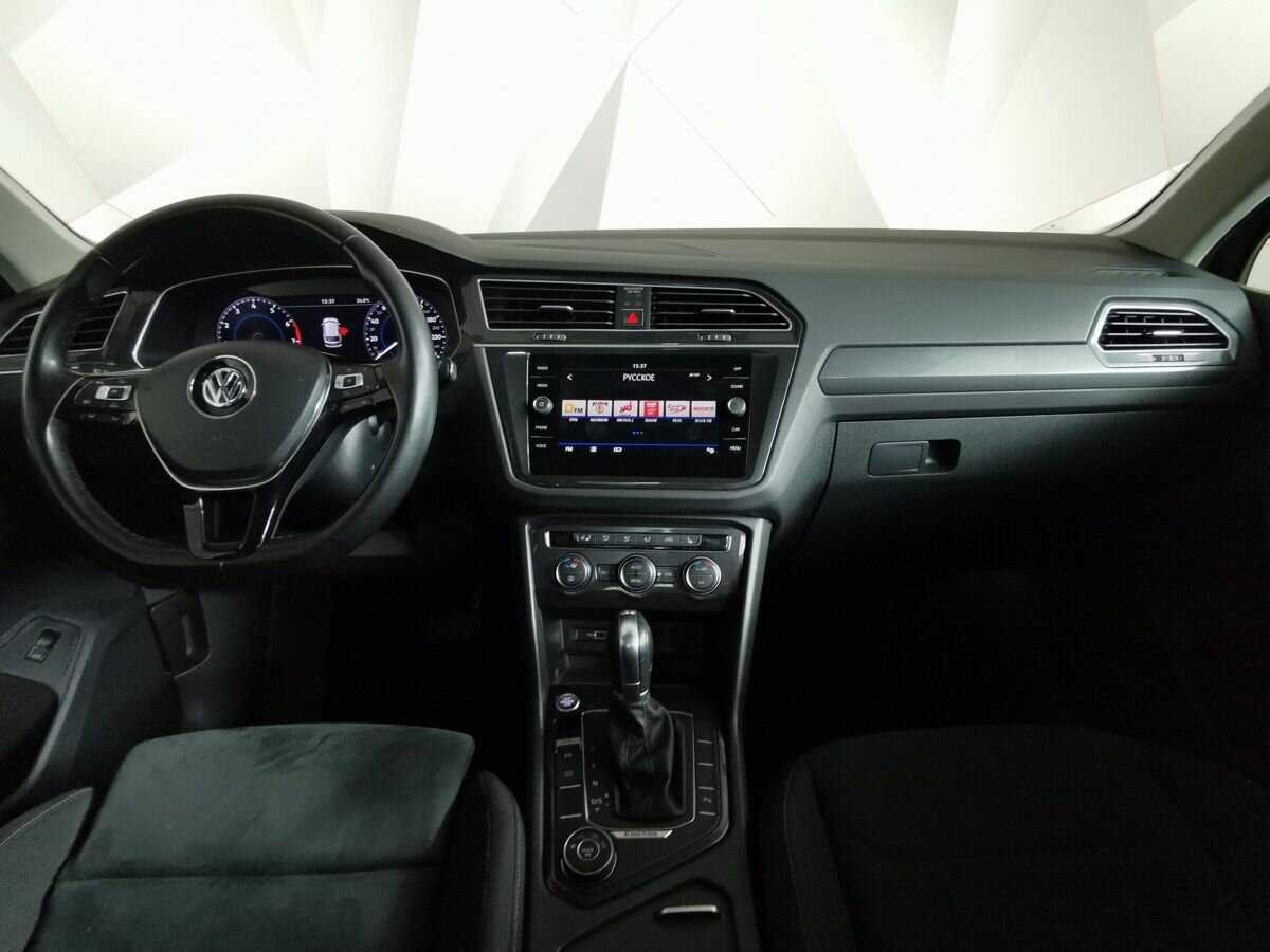 Купить Volkswagen Tiguan, 2018, 65 216 км.. Фото: #9