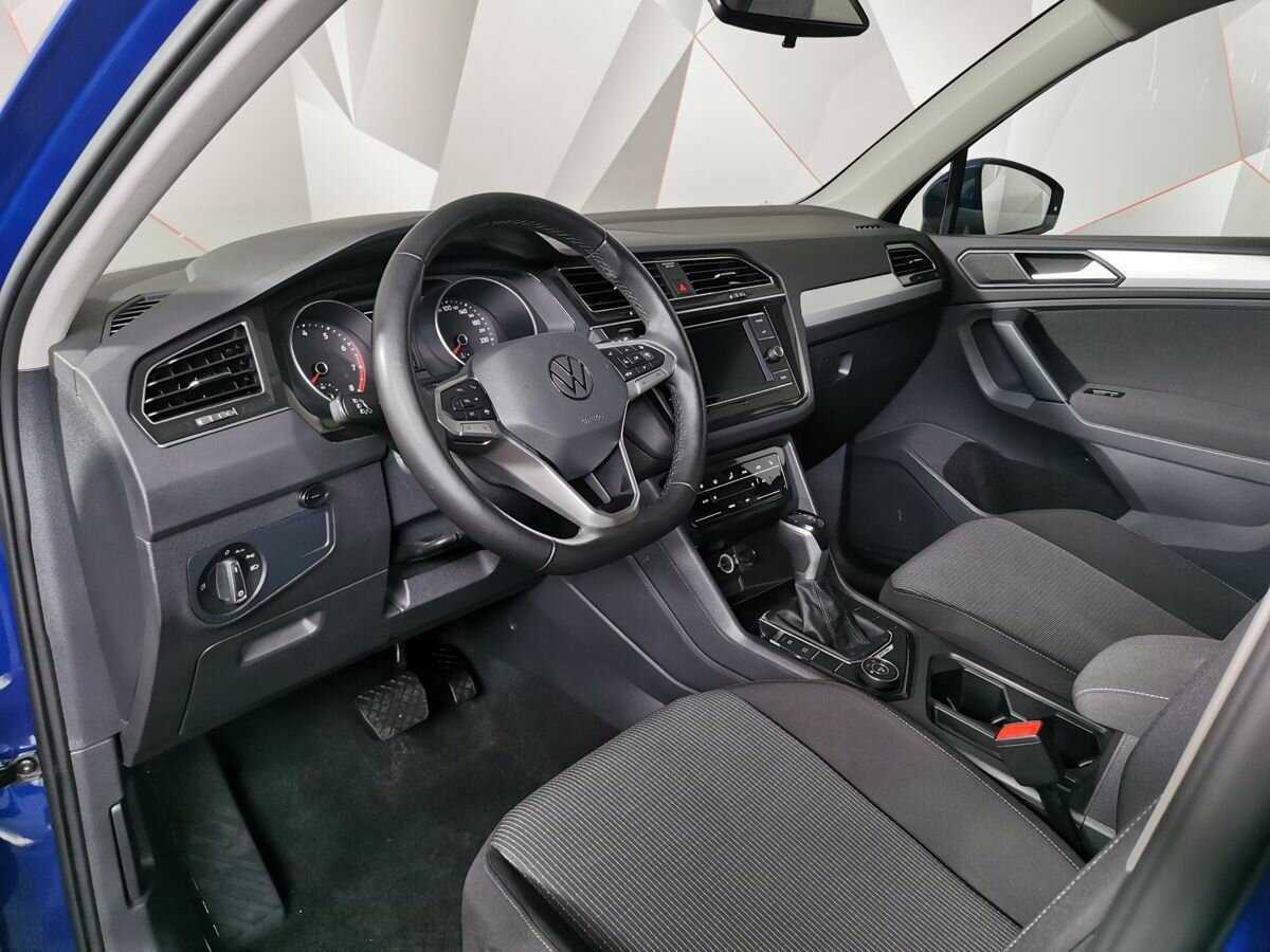 Купить Volkswagen Tiguan, 2021, 69 370 км.. Фото: #13