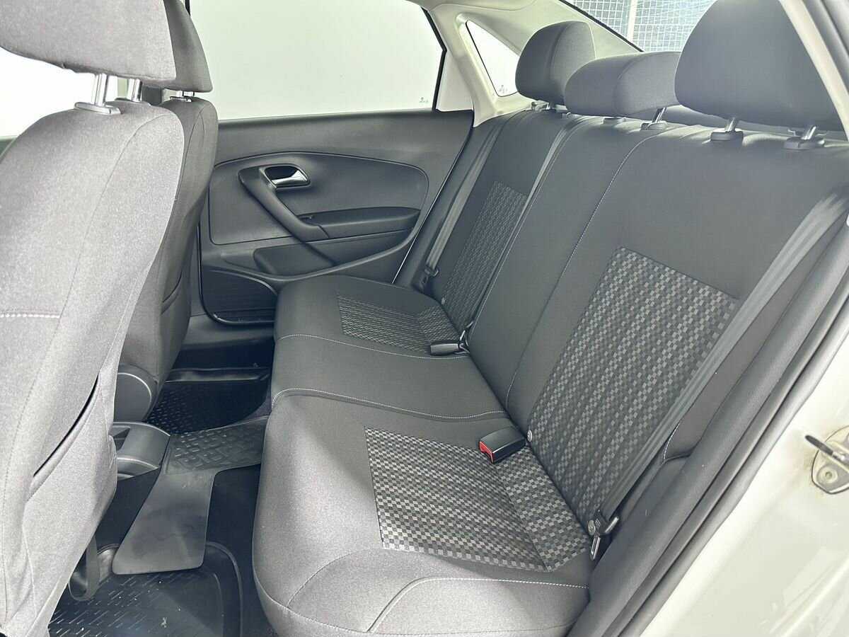 Купить Volkswagen Polo, 2016, 120 441 км.. Фото: #13