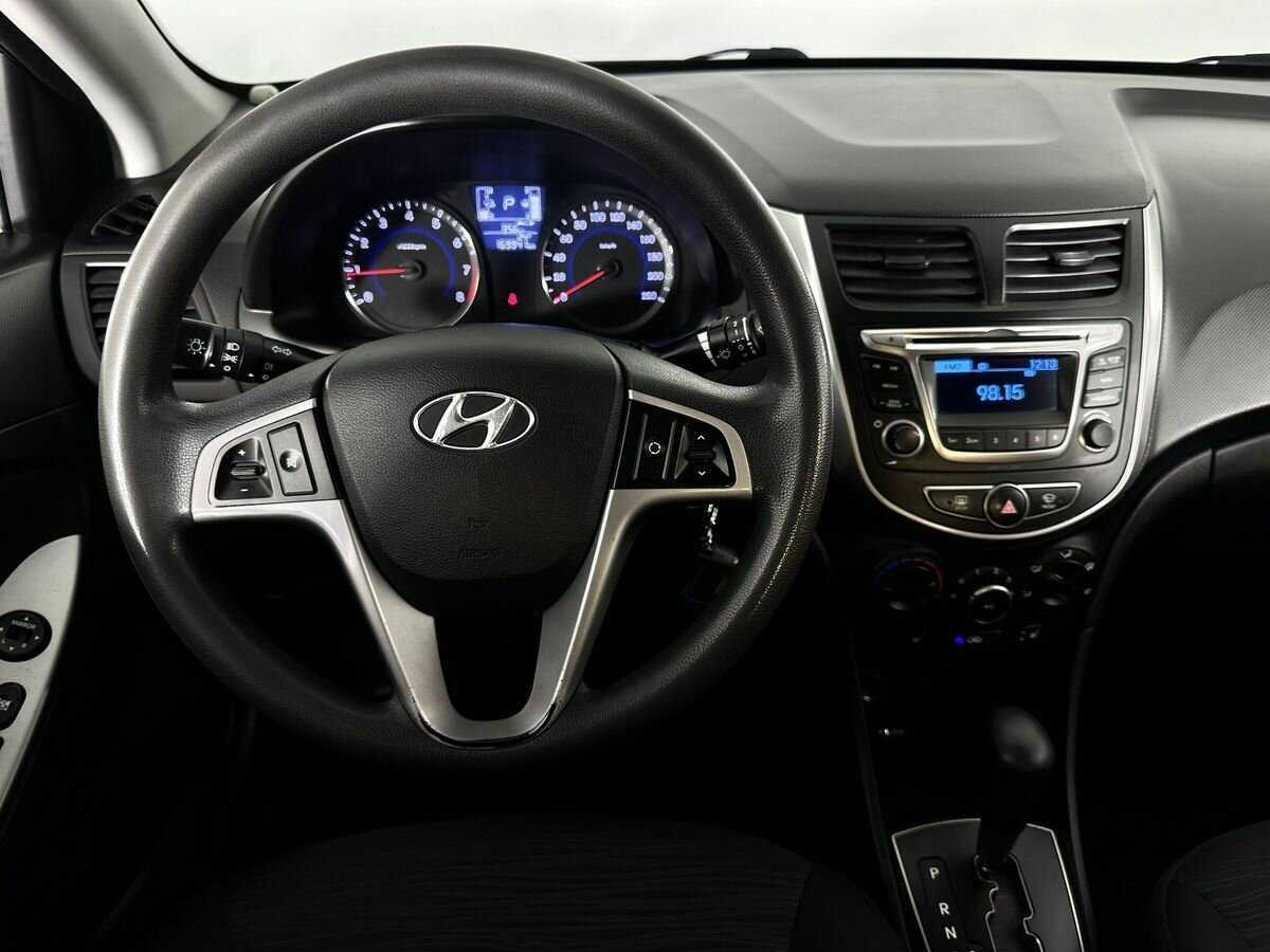 Купить Hyundai Solaris, 2015, 169 939 км.. Фото: #9
