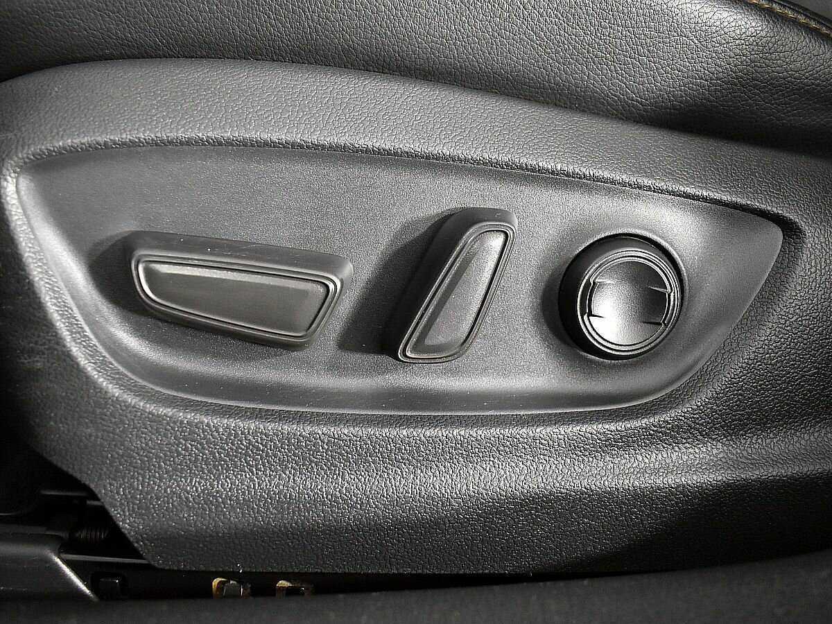 Купить Toyota Camry, 2019, 181 238 км.. Фото: #16