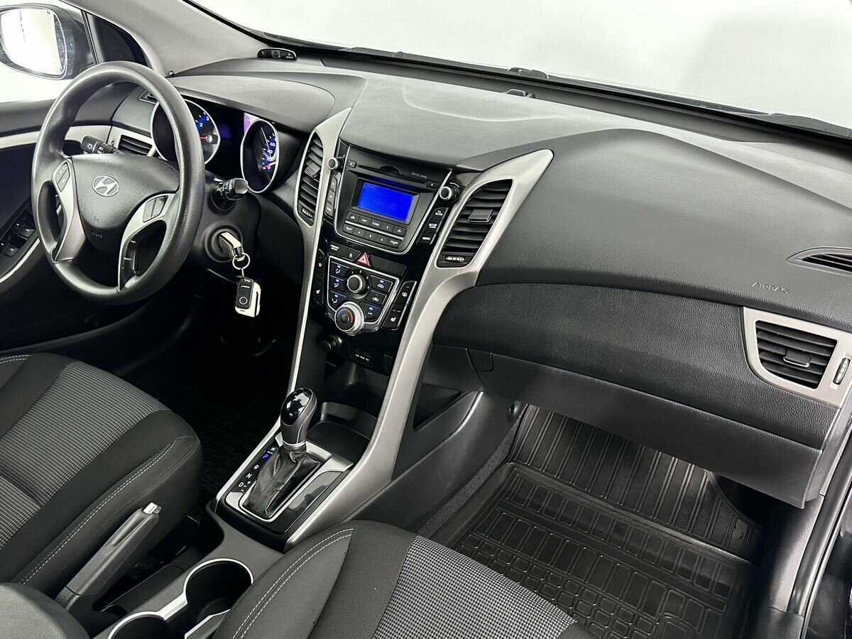 Купить Hyundai i30, 2014, 182 935 км.. Фото: #8