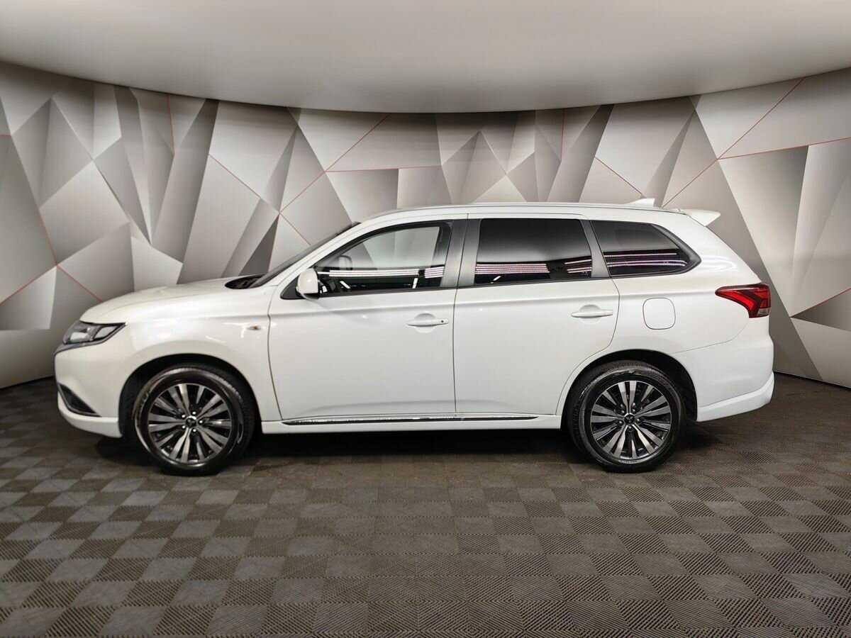Купить Mitsubishi Outlander, 2022, 11 808 км.. Фото: #3