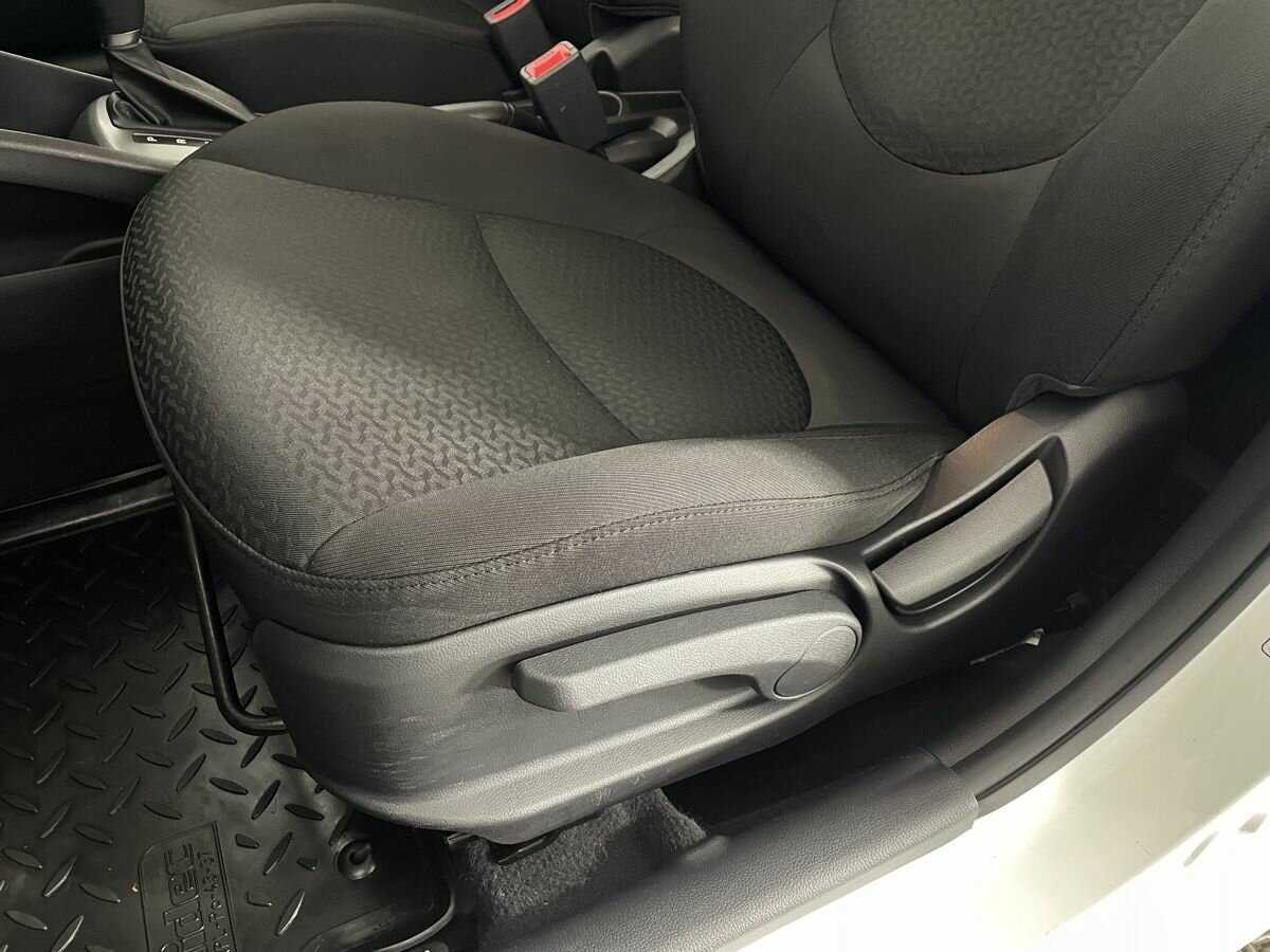 Купить Киа Рио, 2017, 73 846 км.. Фото: #9