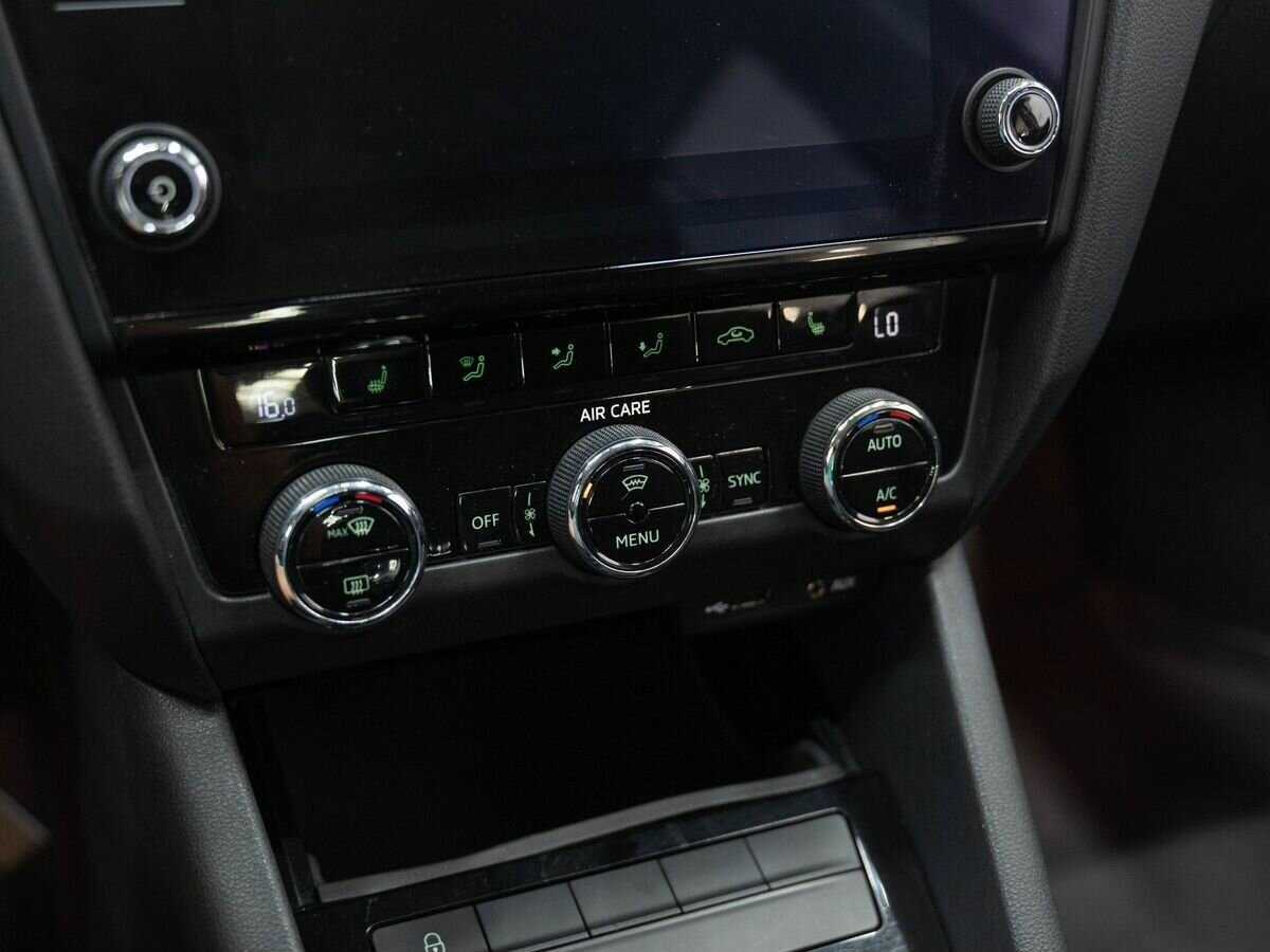 Купить Шкода Октавия, 2017, 202 064 км.. Фото: #17