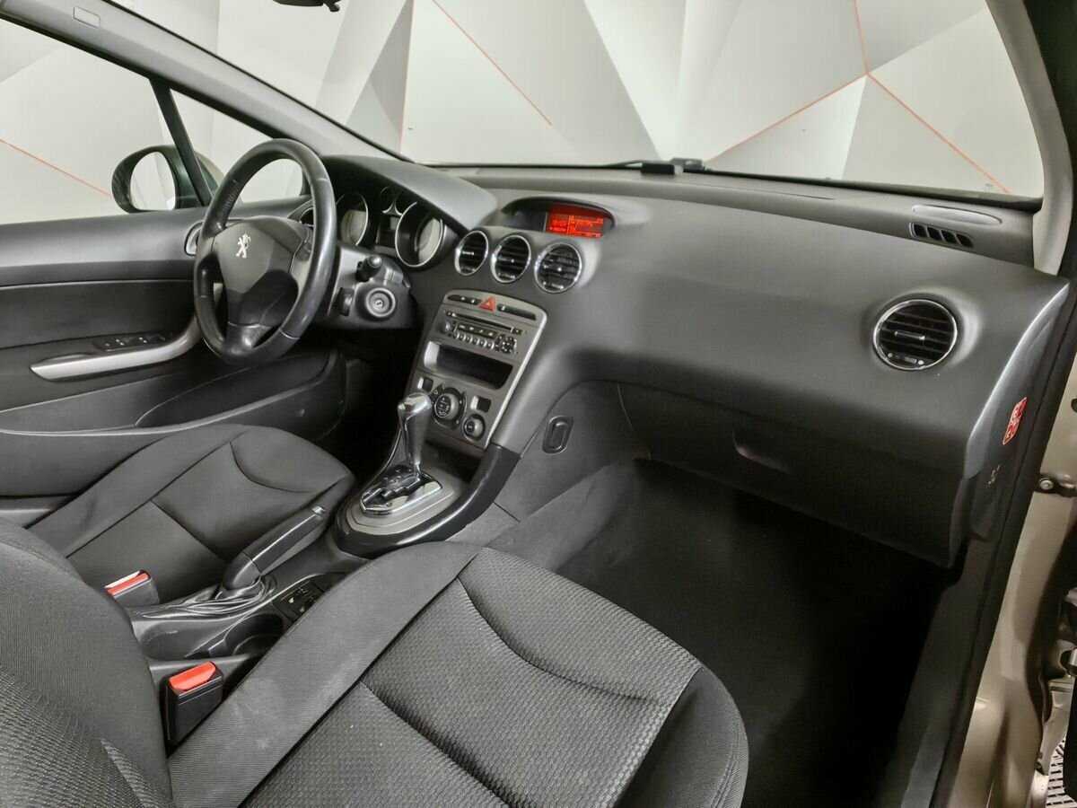 Купить Peugeot 408, 2014, 206 094 км.. Фото: #8