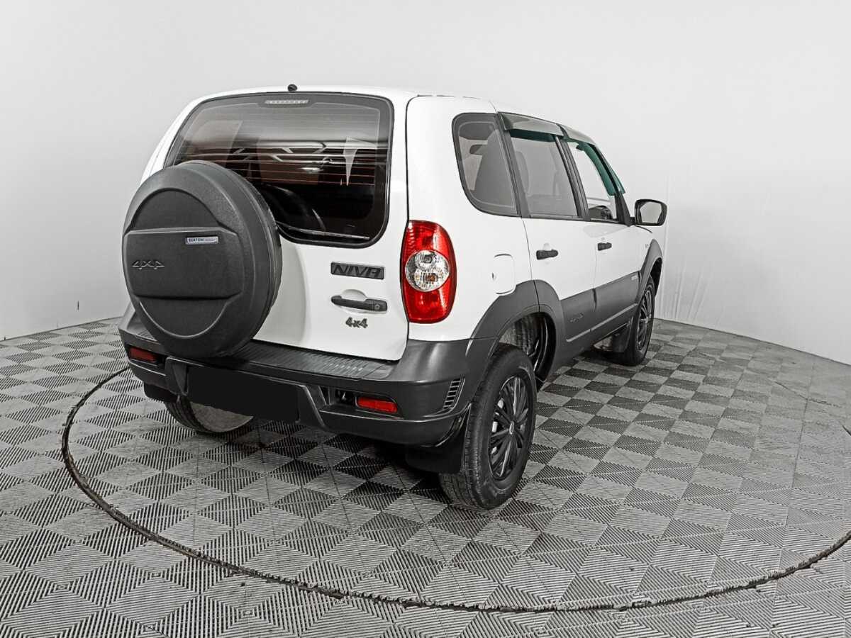Купить Chevrolet Niva, 2015, 118 260 км.. Фото: #3