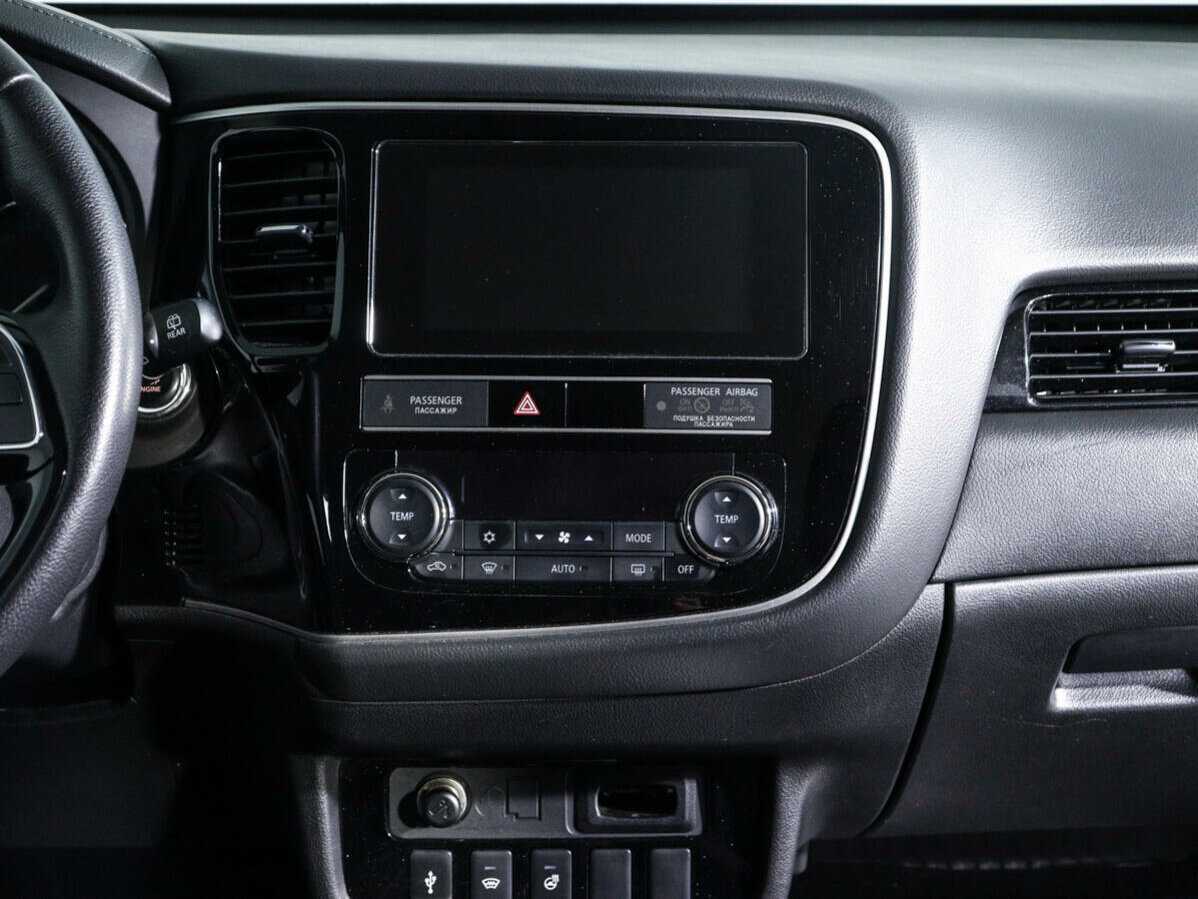 Купить Митсубиши Оутлэндер, 2019, 49 800 км.. Фото: #12