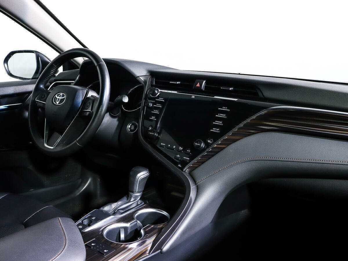 Купить Toyota Camry, 2018, 92 170 км.. Фото: #6