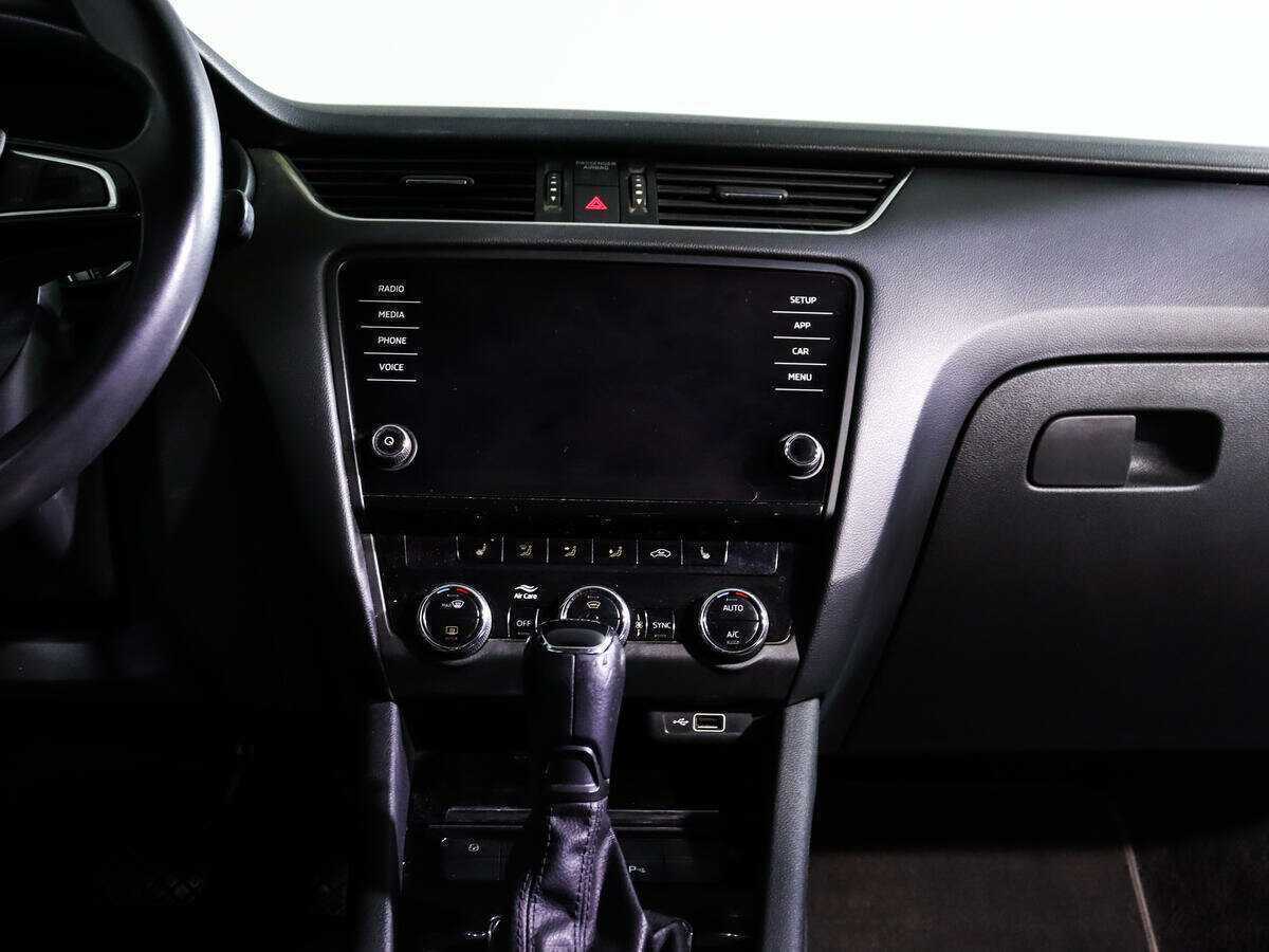 Купить Skoda Octavia, 2019, 249 529 км.. Фото: #12