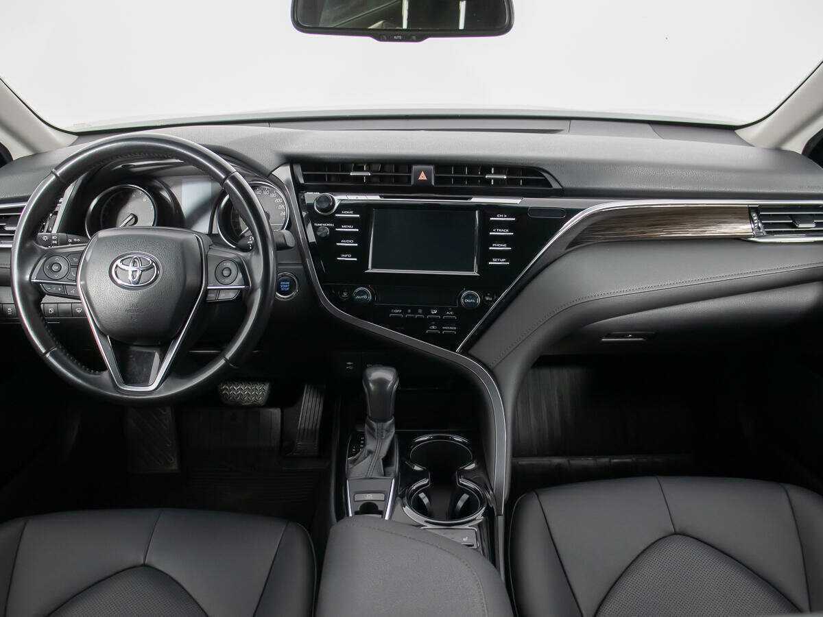 Купить Toyota Camry, 2018, 59 622 км.. Фото: #16