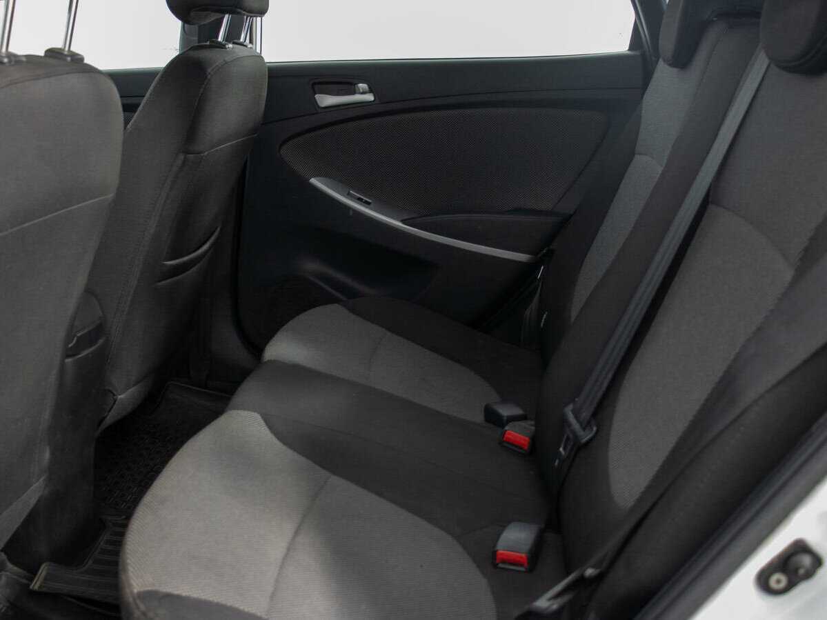 Купить Hyundai Solaris, 2014, 132 638 км.. Фото: #10