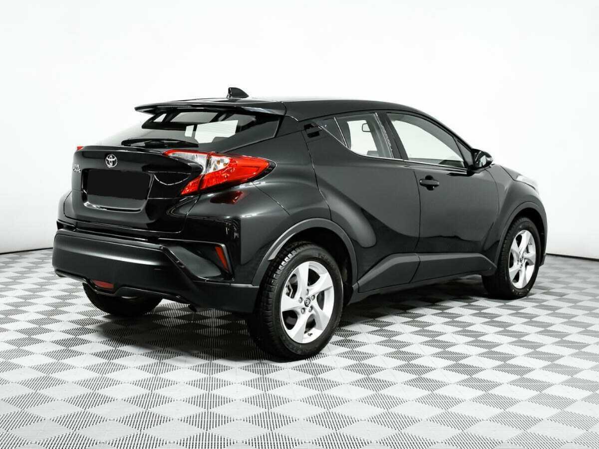 Купить Toyota C-HR, 2018, 67 869 км.. Фото: #4