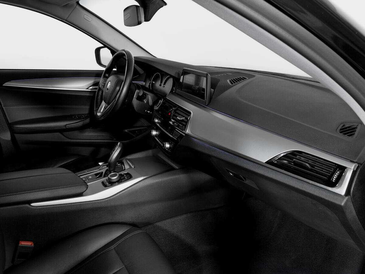 Купить BMW 5 серии, 2018, 123 100 км.. Фото: #8