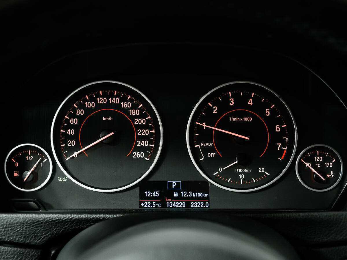 Купить BMW 3 серии, 2018, 134 223 км.. Фото: #9