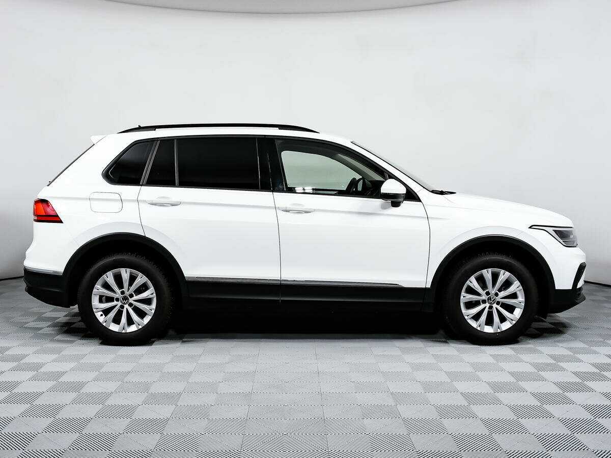 Купить Volkswagen Tiguan, 2021, 76 982 км.. Фото: #3