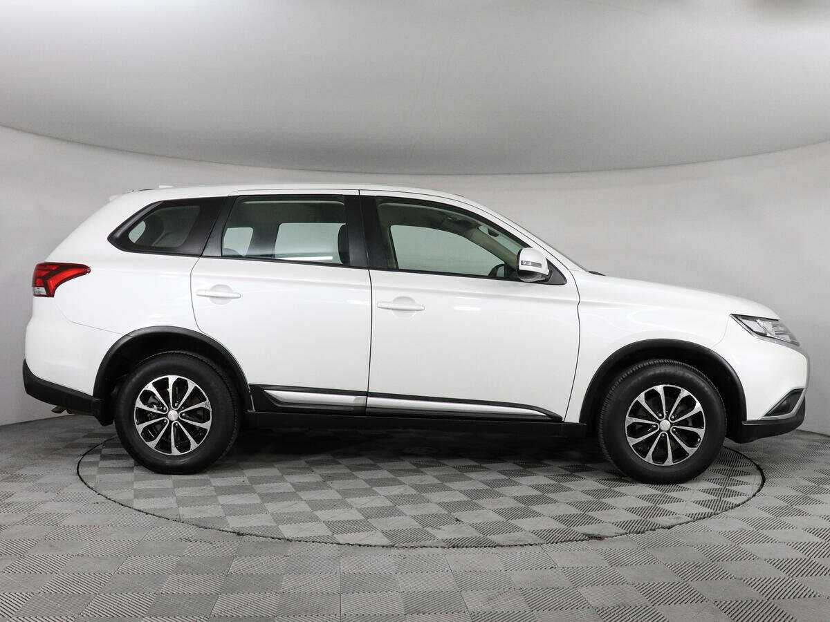 Купить Mitsubishi Outlander, 2020, 29 324 км.. Фото: #3