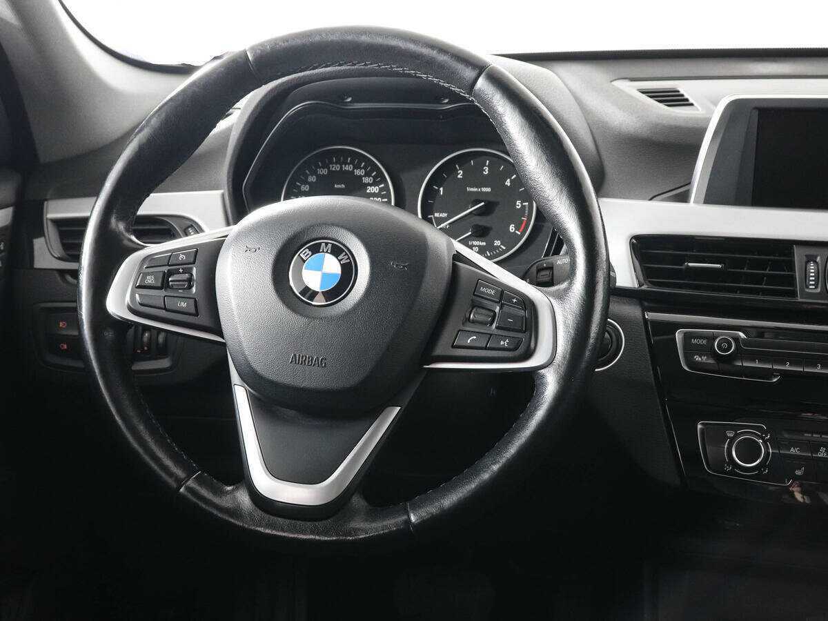 Купить BMW X1, 2016, 140 205 км.. Фото: #14