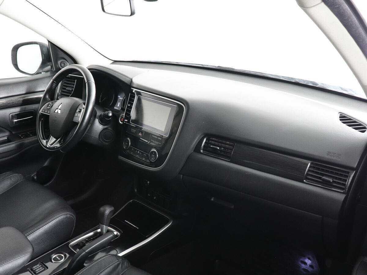 Купить Mitsubishi Outlander, 2017, 244 374 км.. Фото: #9