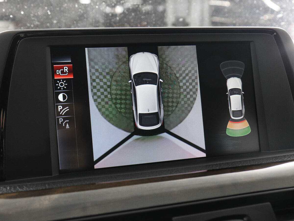 Купить BMW 3 серии, 2016, 117 838 км.. Фото: #15