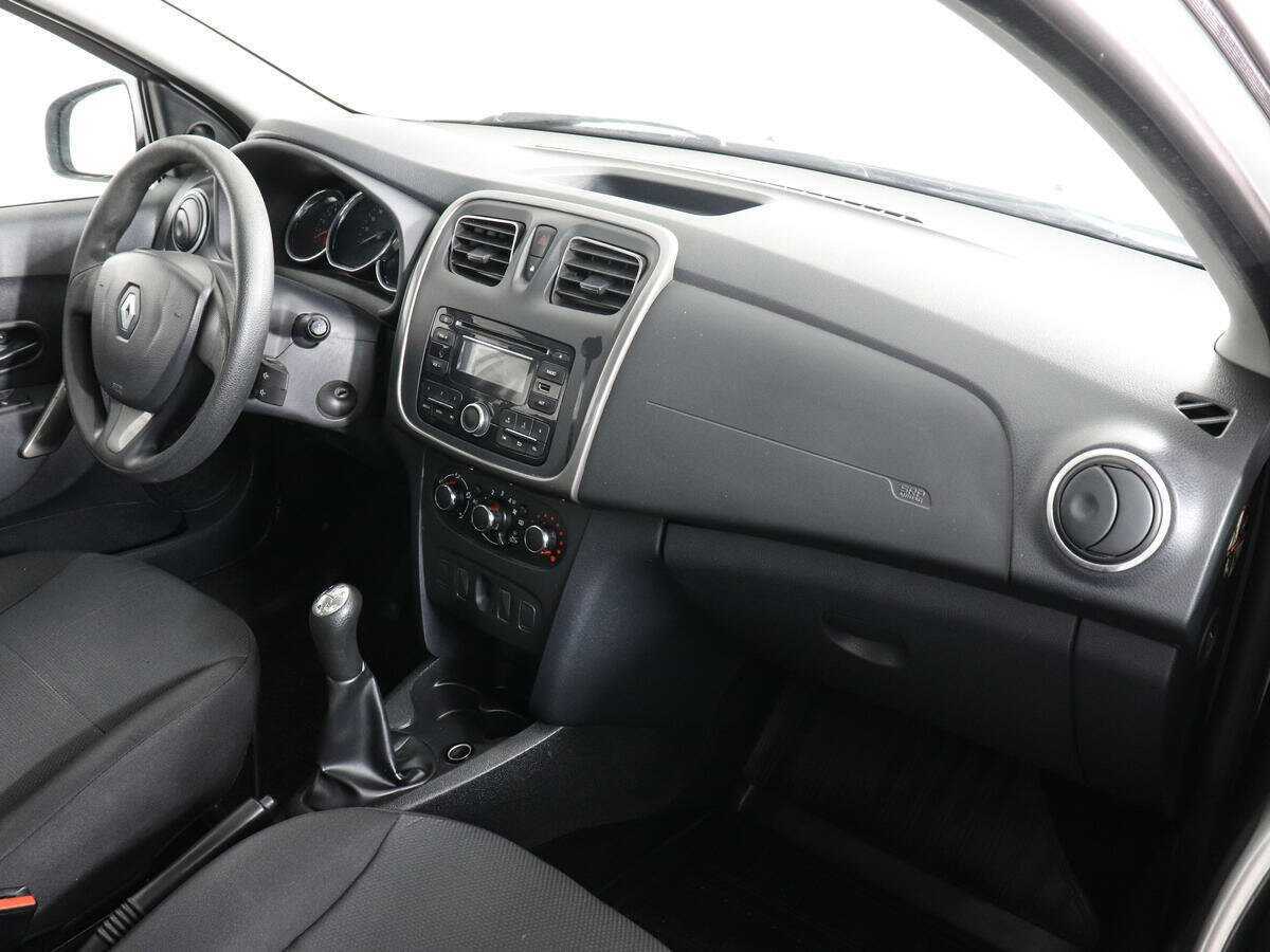 Купить Renault Logan, 2014, 210 294 км.. Фото: #5