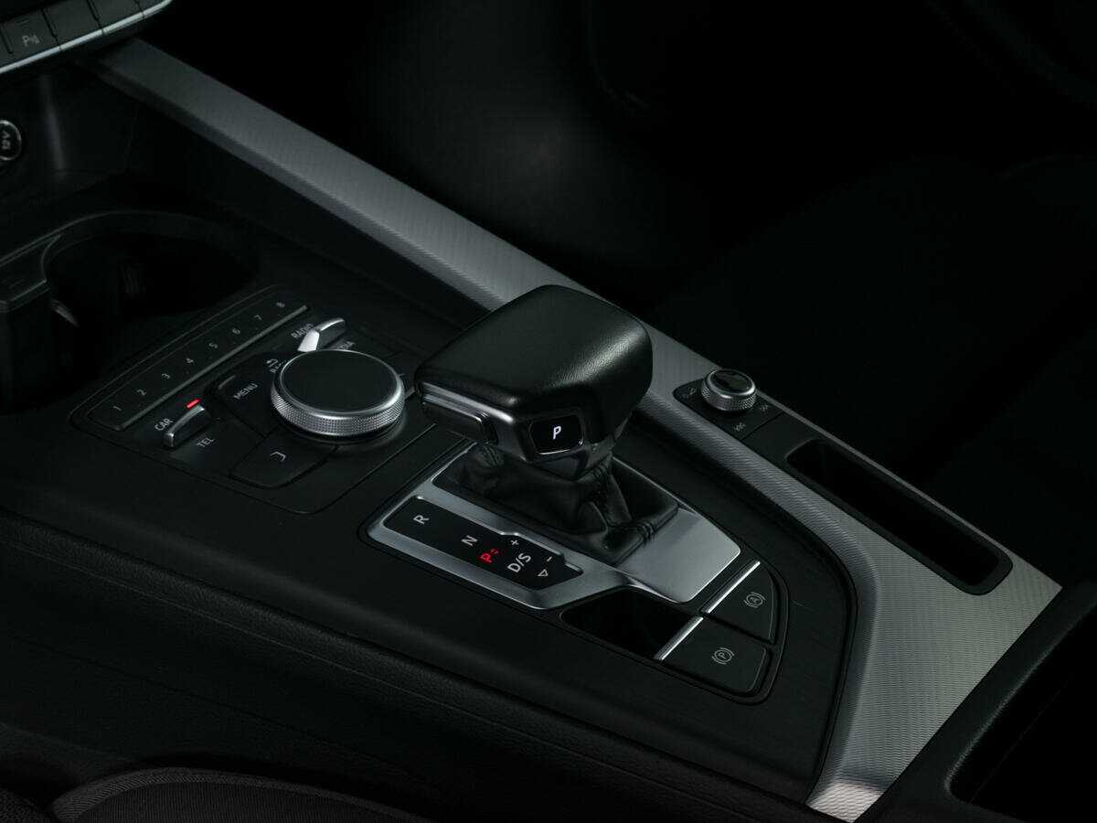 Купить Audi A4, 2017, 129 754 км.. Фото: #14