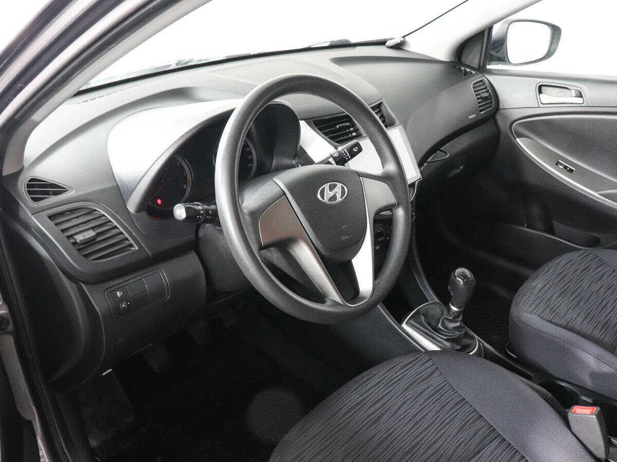 Купить Hyundai Solaris, 2016, 131 587 км.. Фото: #8