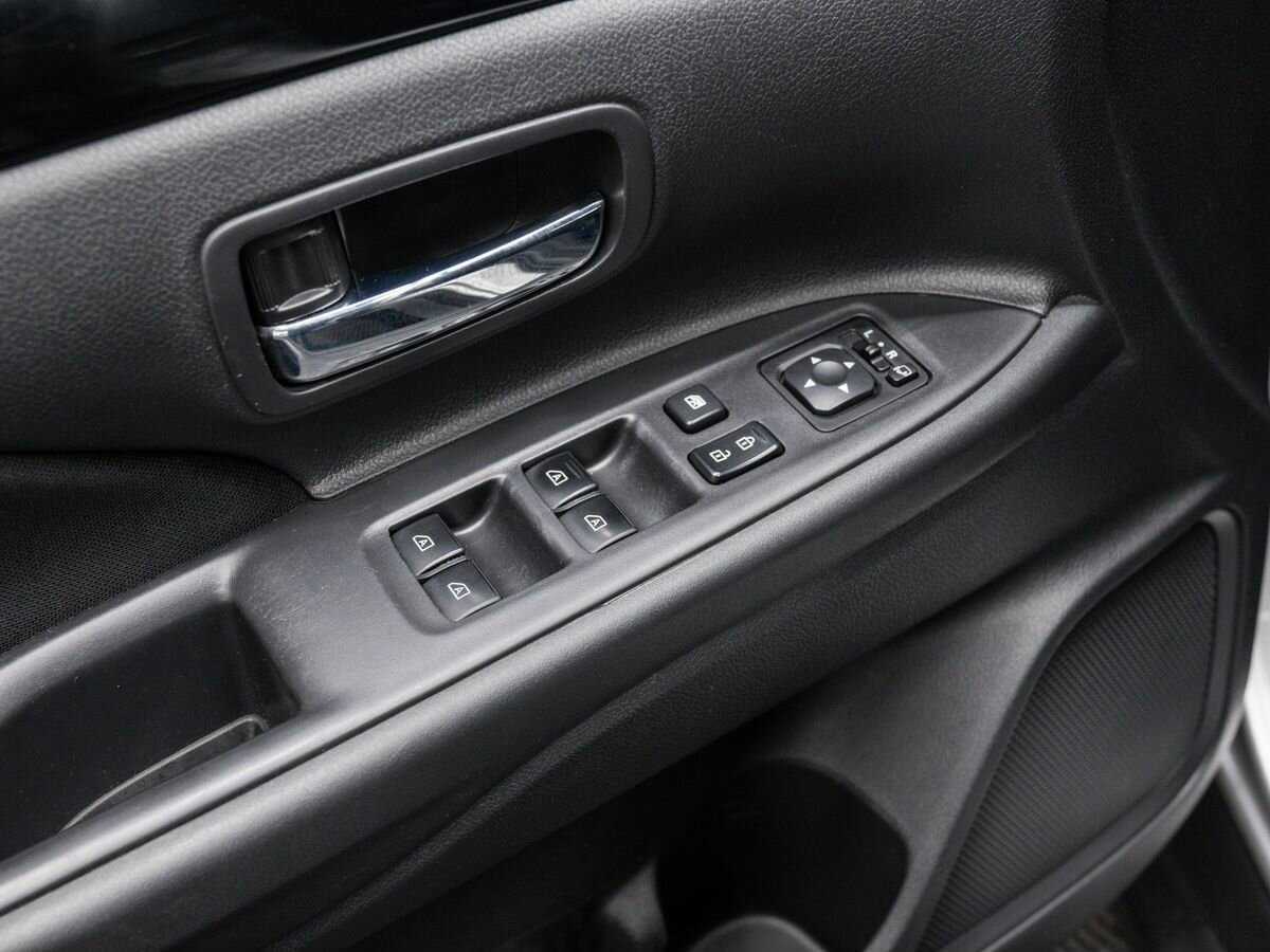 Купить Митсубиши Оутлэндер, 2019, 111 462 км.. Фото: #15