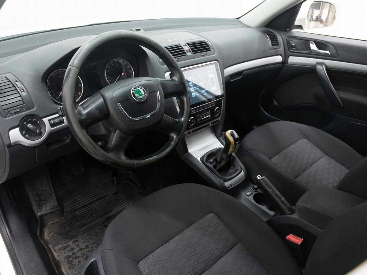 Купить Шкода Октавия, 2012, 194 196 км.. Фото: #6